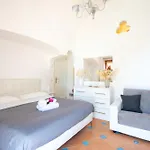 Hermosa فيلة *